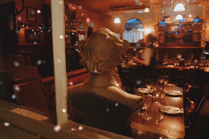 Charles Dickens Favouite Tavern and meeting place of The Pickwick Club